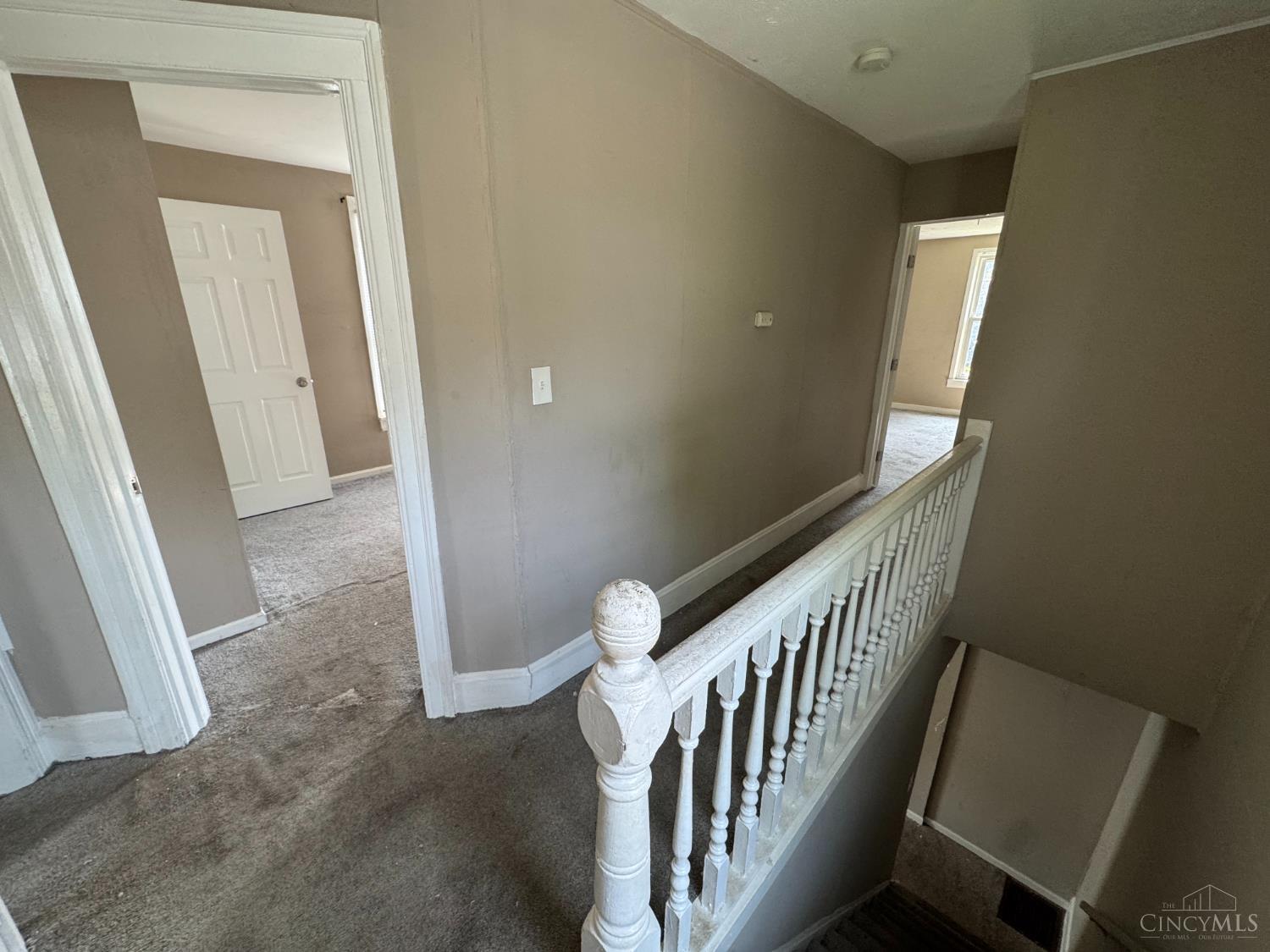 2404 Elmo Avenue Property Photo 8