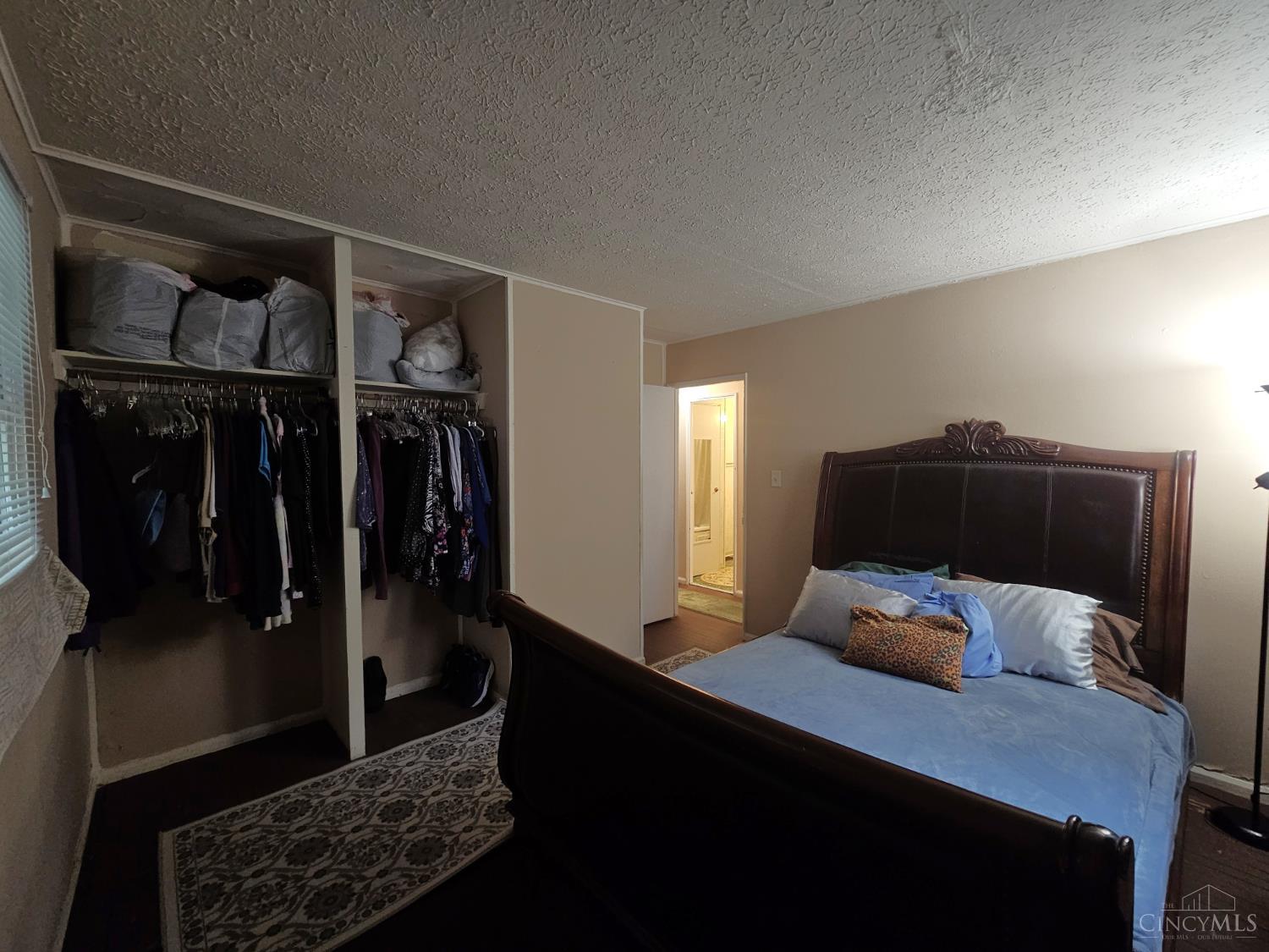 4728 Kirby Avenue Property Photo 7