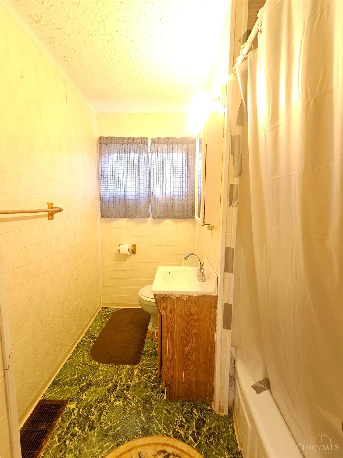 4728 Kirby Avenue Property Photo 13