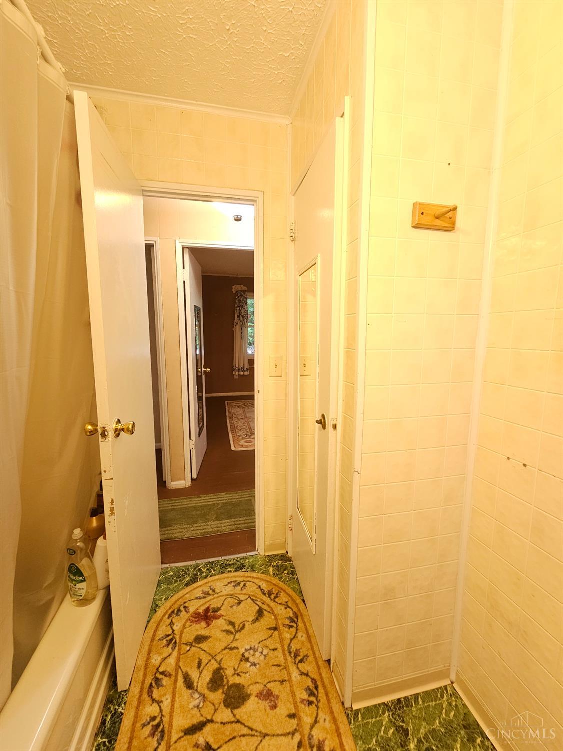 4728 Kirby Avenue Property Photo 14