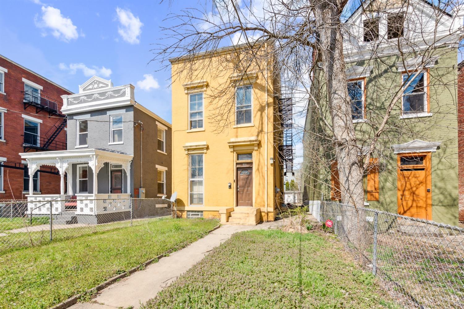 830 York Street Property Photo 1