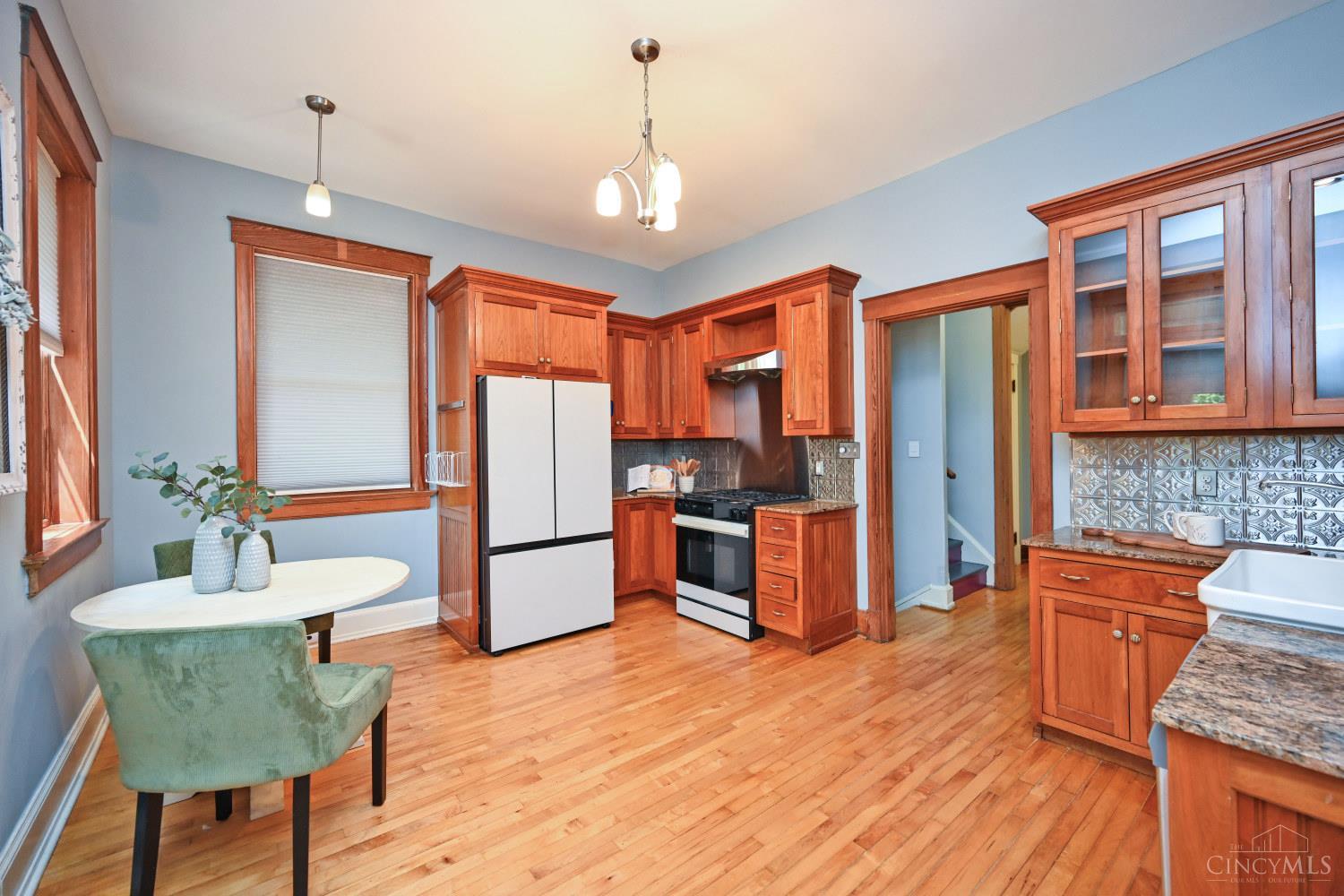 3321 Morrison Avenue Property Photo 22