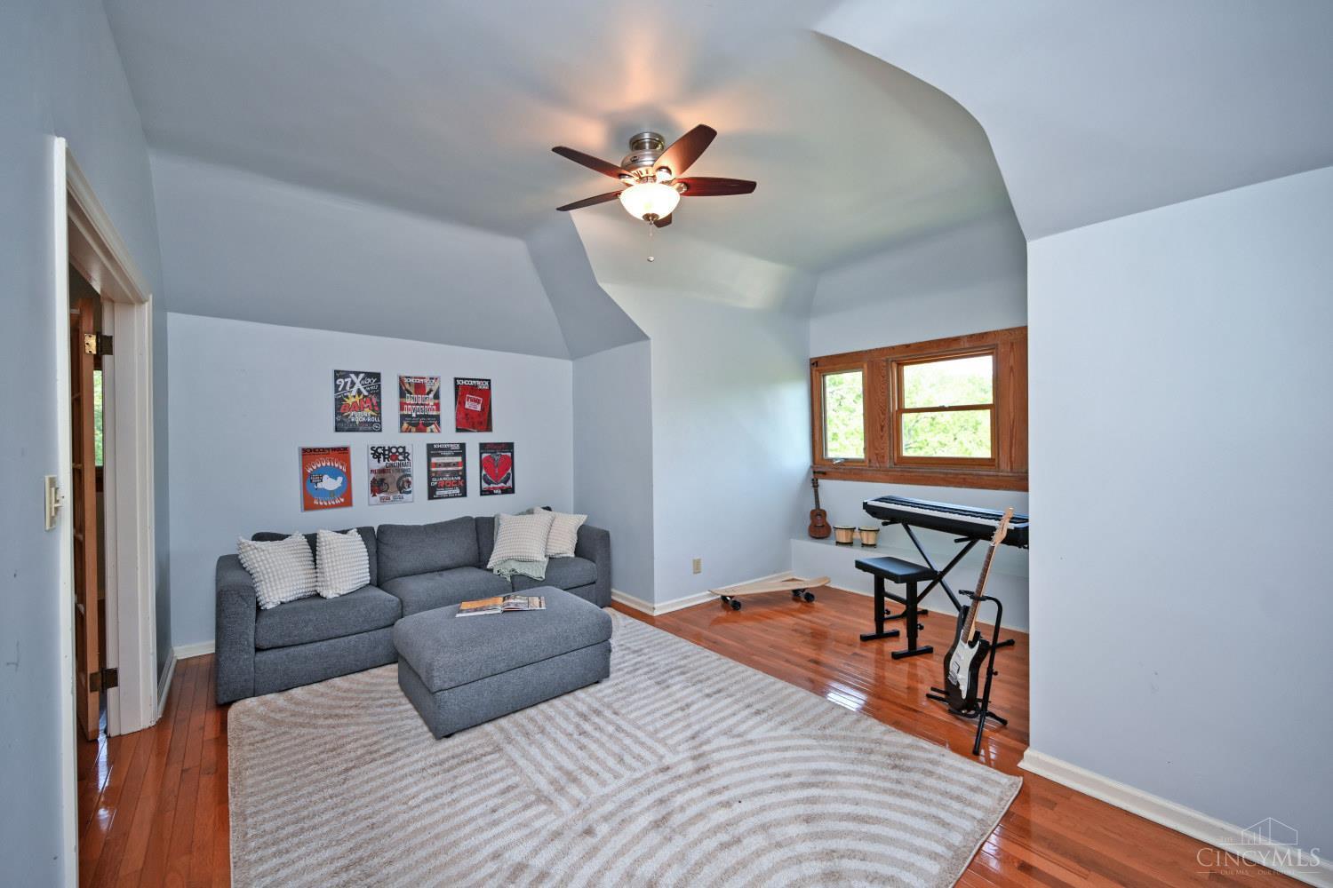 3321 Morrison Avenue Property Photo 56
