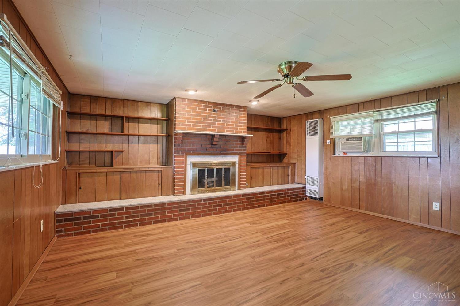 1855 Owendale Drive Property Photo 10