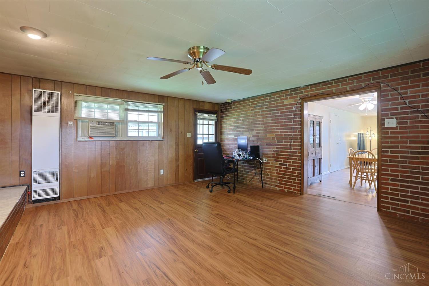 1855 Owendale Drive Property Photo 11