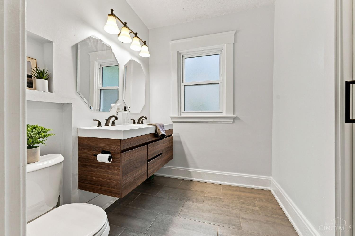 3106 Markbreit Avenue Property Photo 12