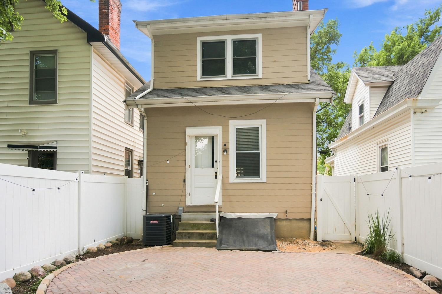 3106 Markbreit Avenue Property Photo 18
