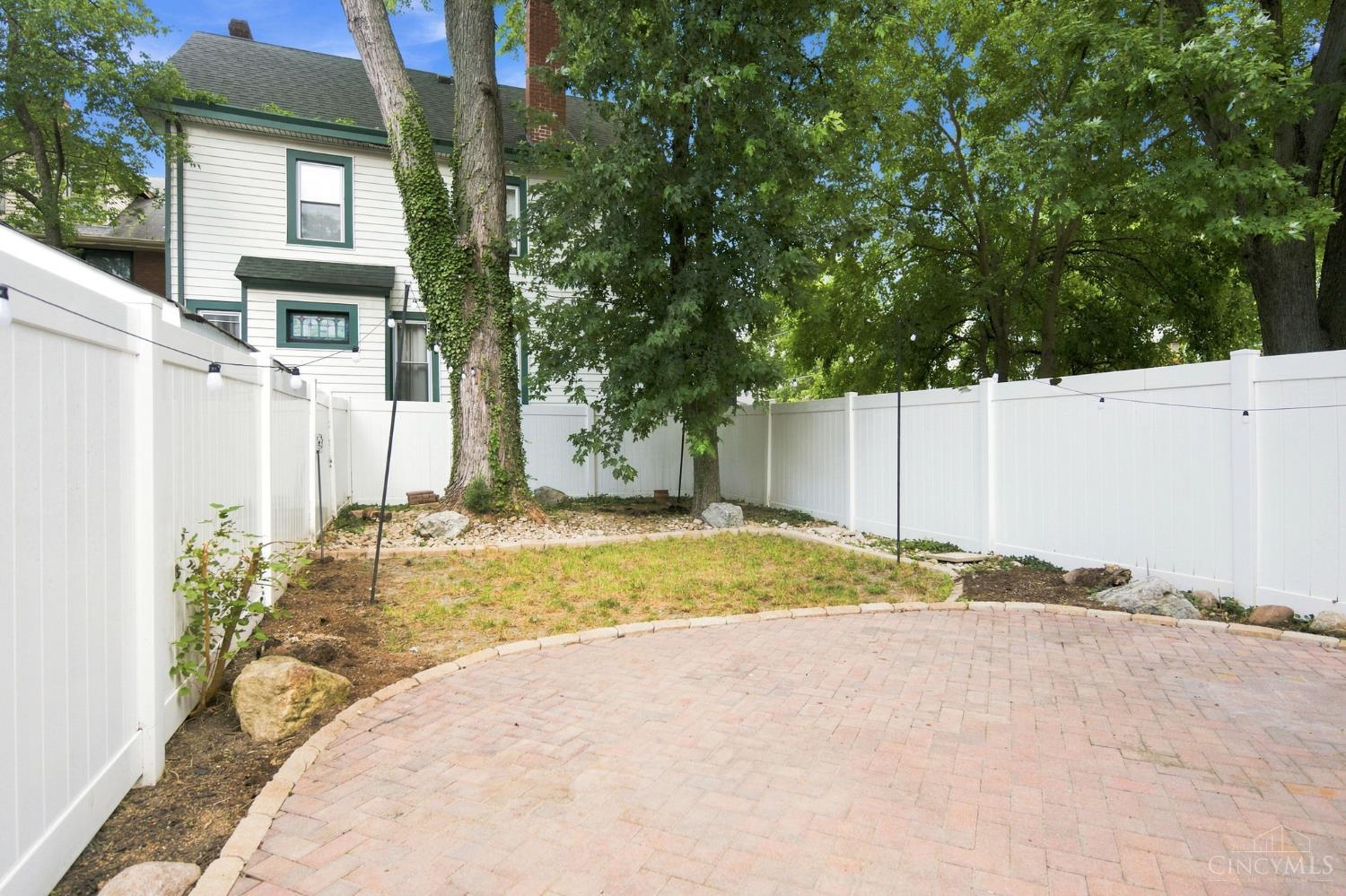 3106 Markbreit Avenue Property Photo 19