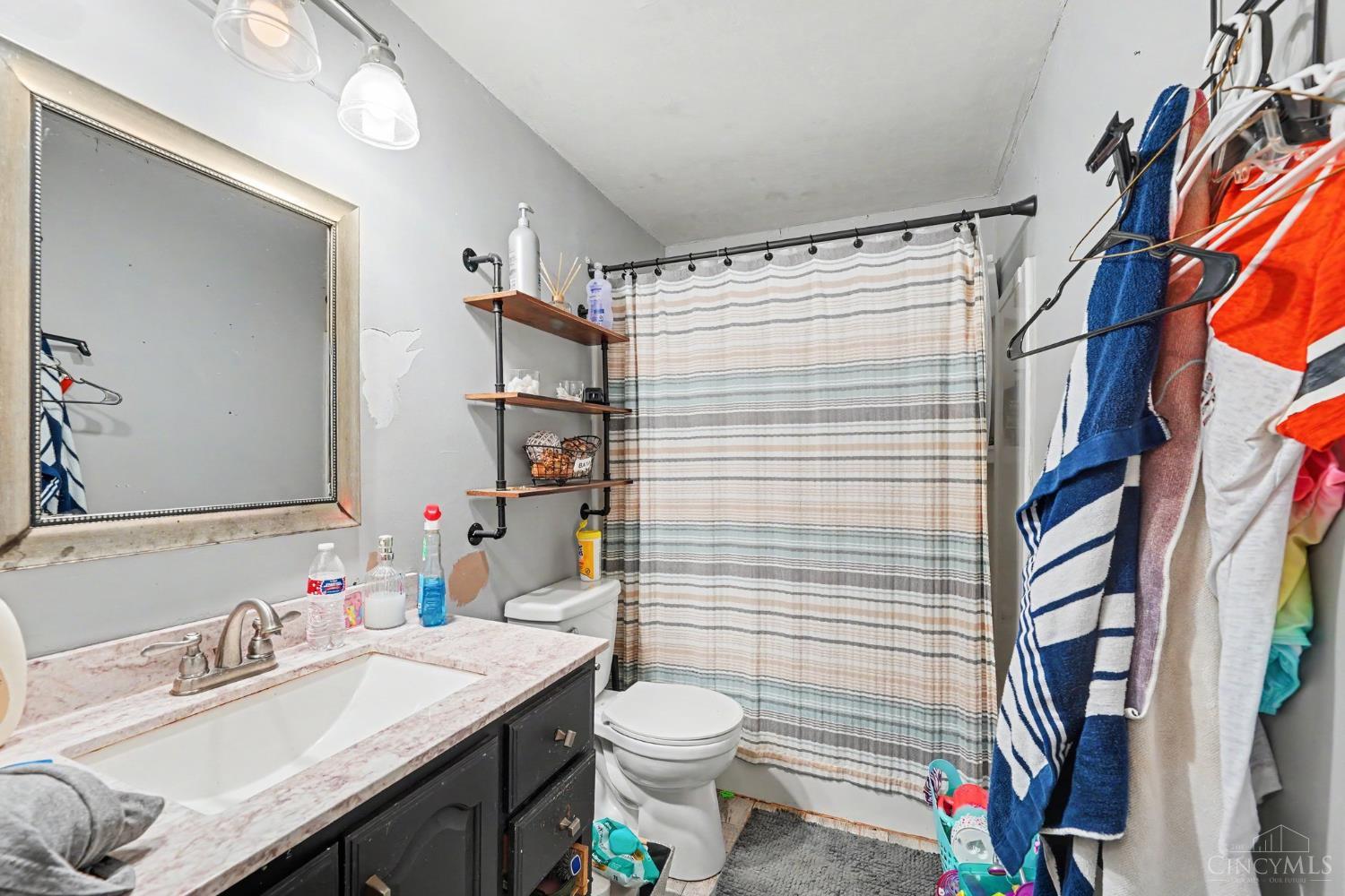 1367 Red Bud Lane Property Photo 13