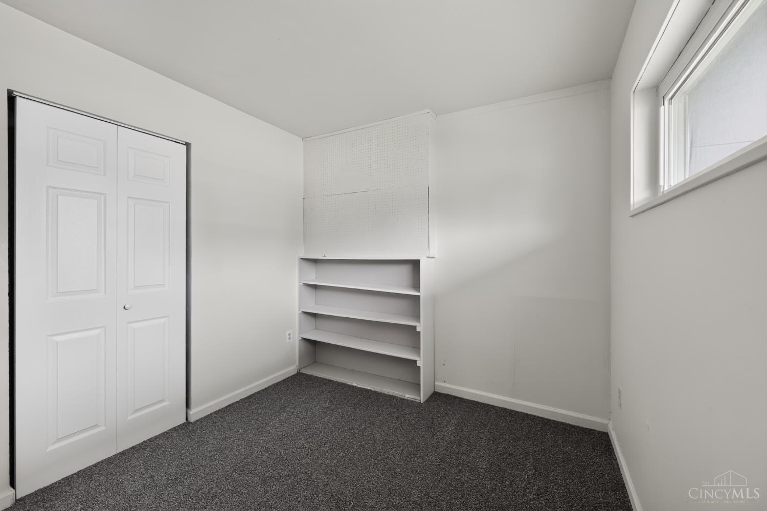1305 Landis Lane Property Photo 11