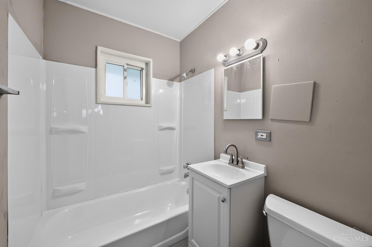 1305 Landis Lane Property Photo 15