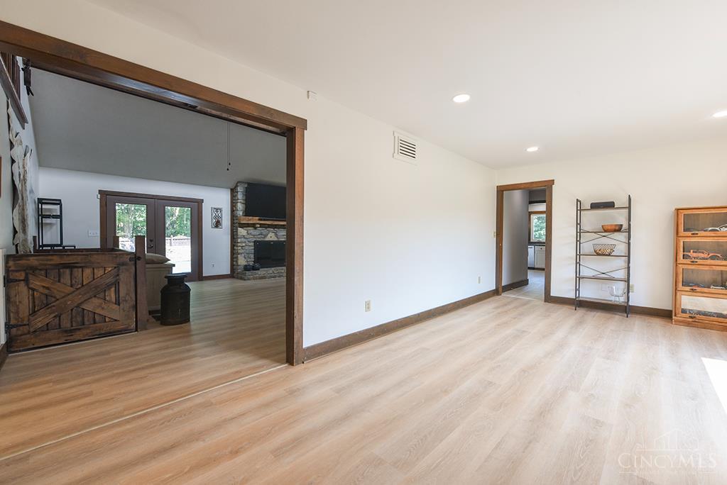 2713 Christopher Drive Property Photo 11