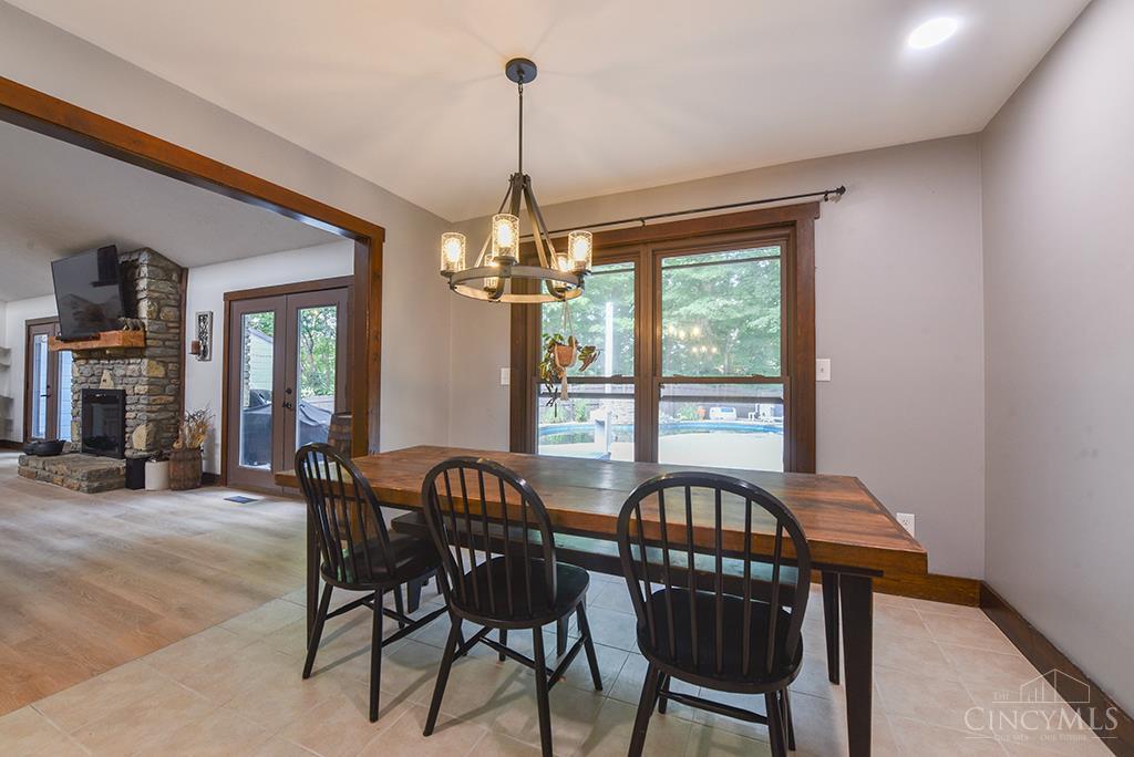2713 Christopher Drive Property Photo 16