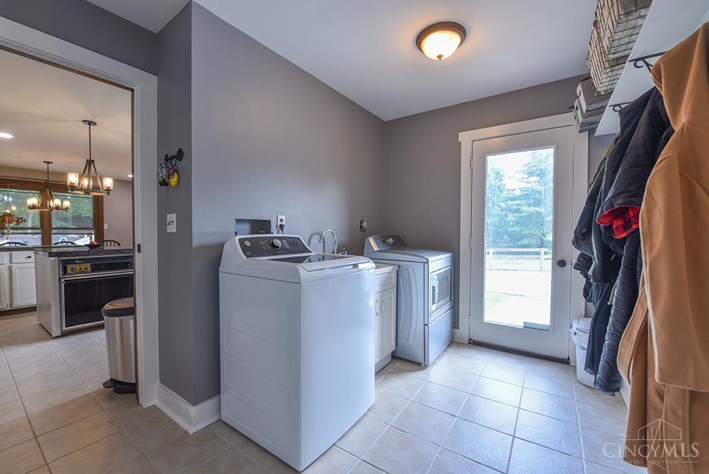 2713 Christopher Drive Property Photo 20