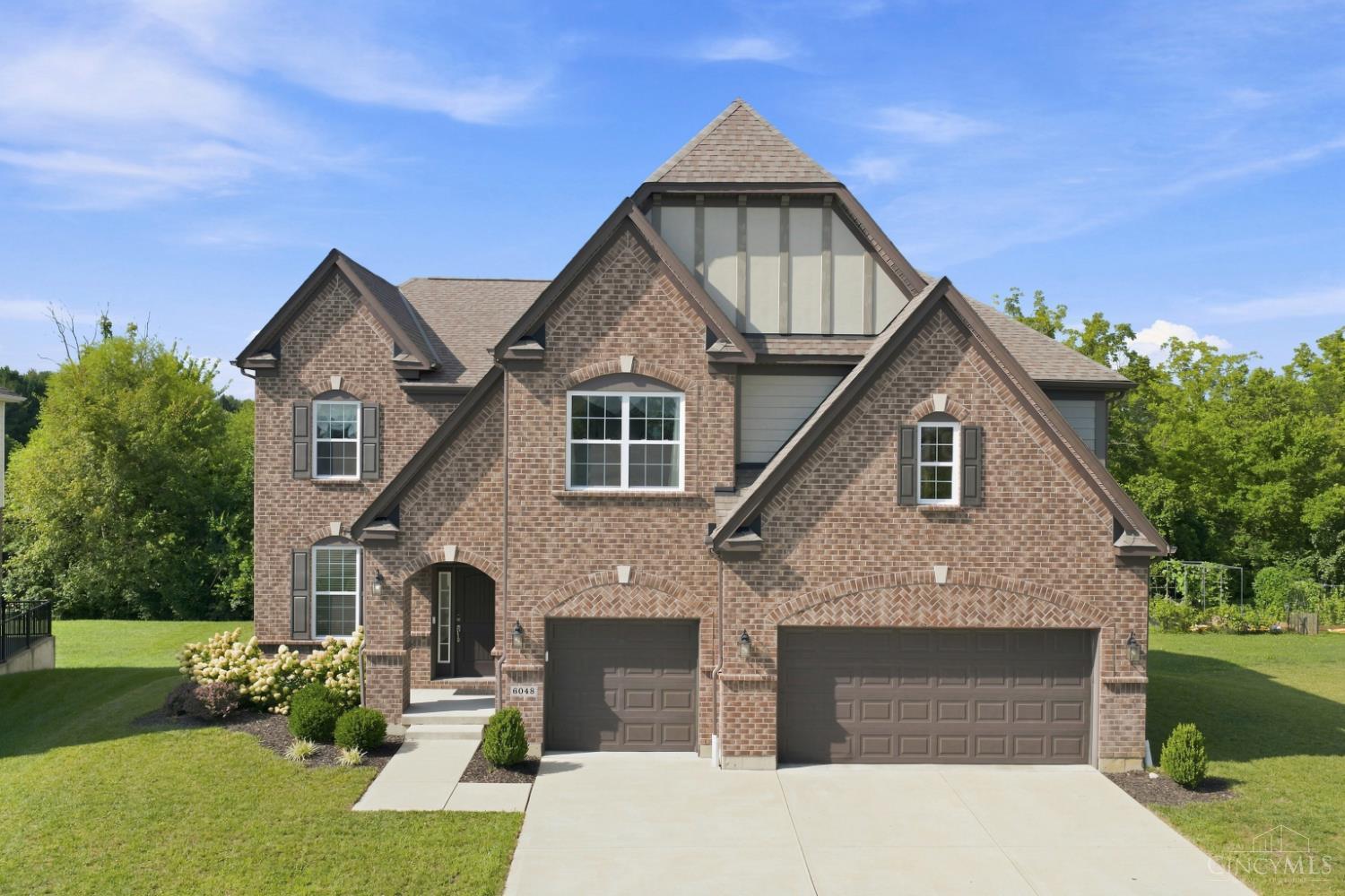 6048 Maxfli Lane Property Photo 1