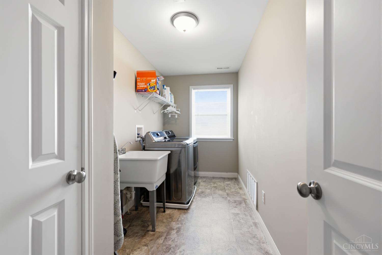 6048 Maxfli Lane Property Photo 49