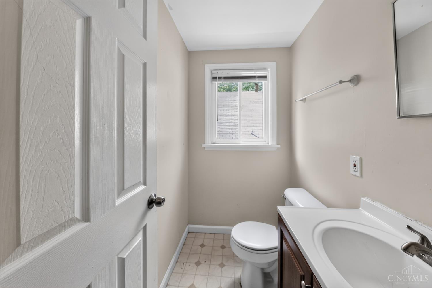 1911 Ashbrook Drive Property Photo 21