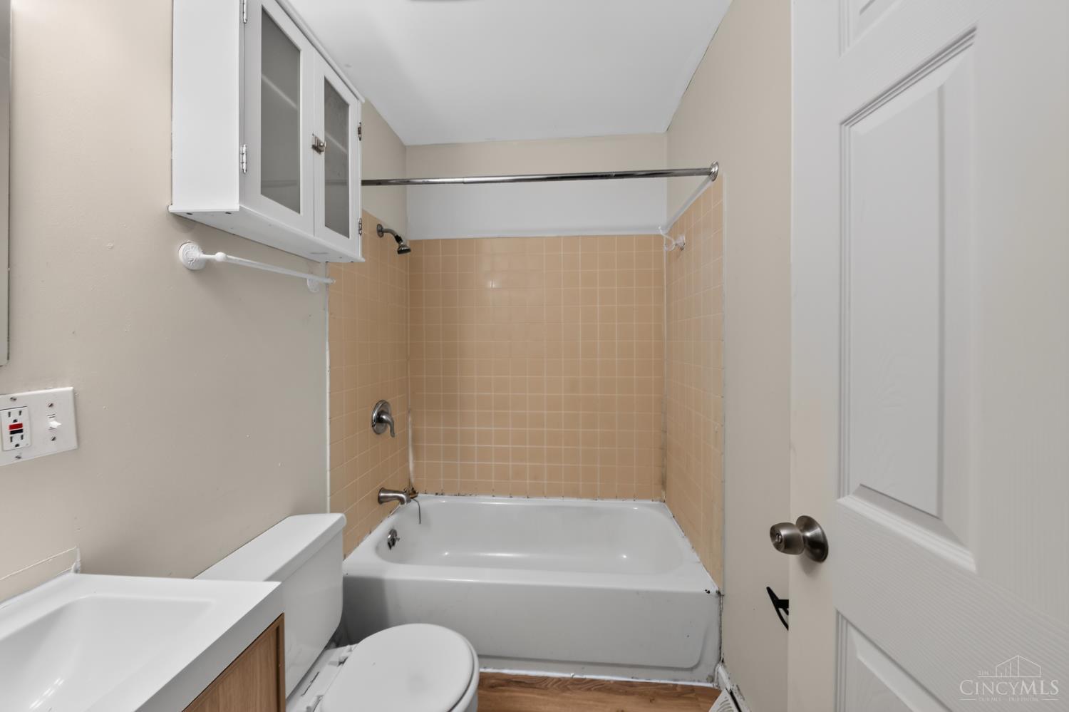 1911 Ashbrook Drive Property Photo 22