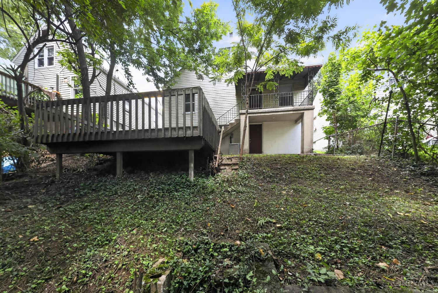 1911 Ashbrook Drive Property Photo 25