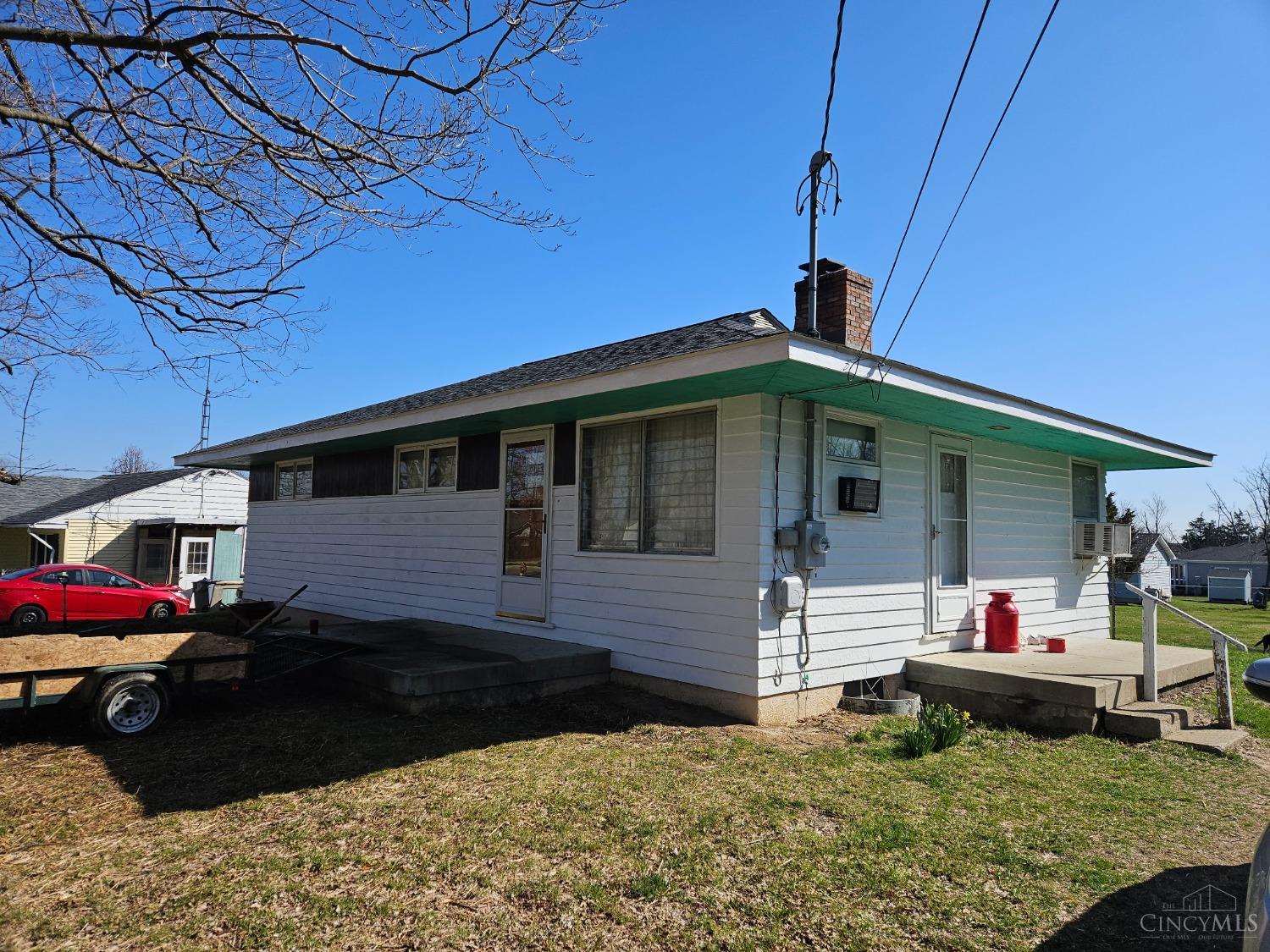 5280 Hester Road Property Photo 1
