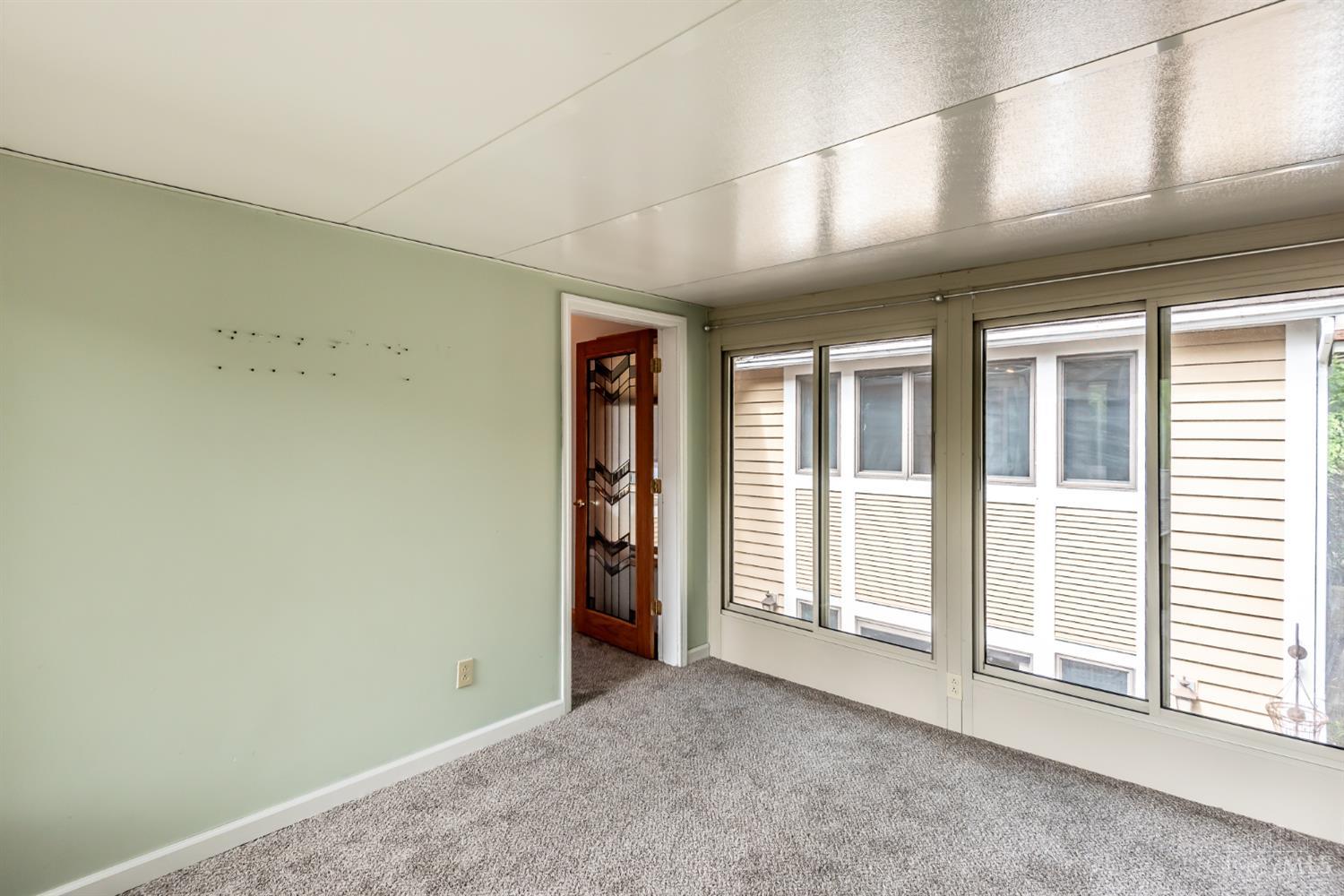 180 Eleanor Drive Property Photo 33