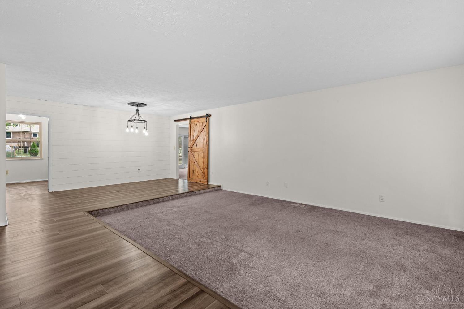 9732 Stagecoach Drive Property Photo 14