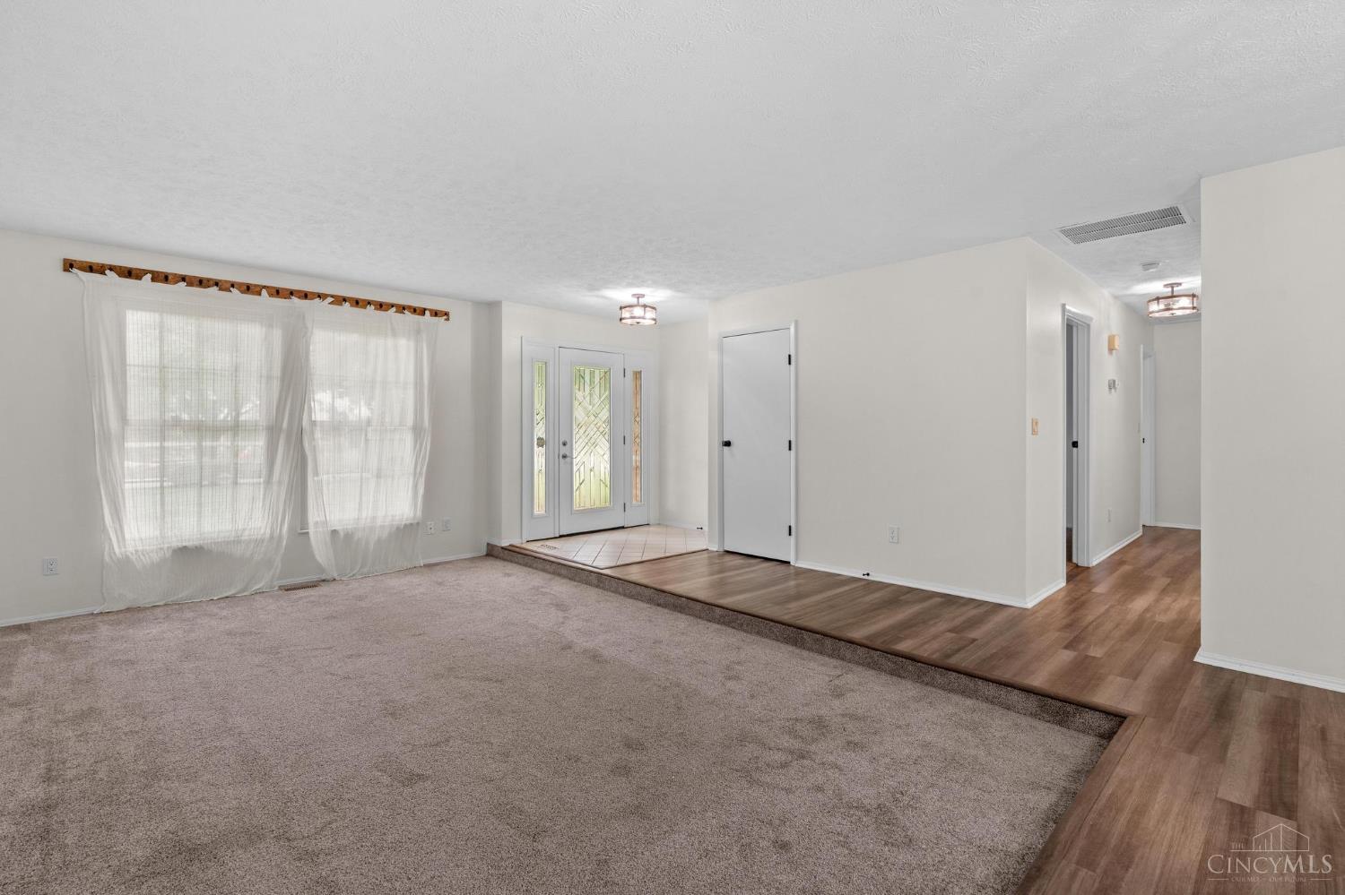 9732 Stagecoach Drive Property Photo 15