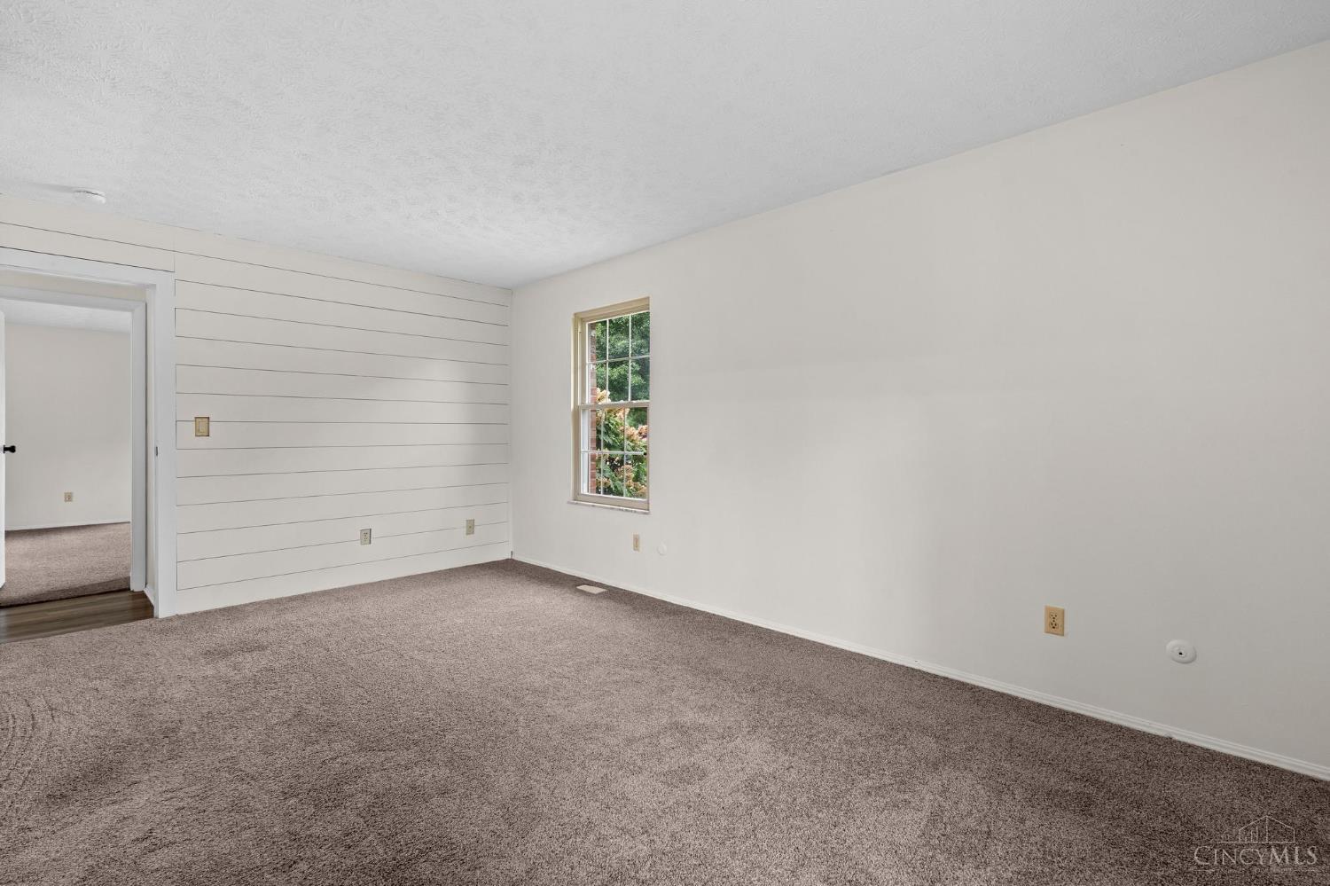 9732 Stagecoach Drive Property Photo 38