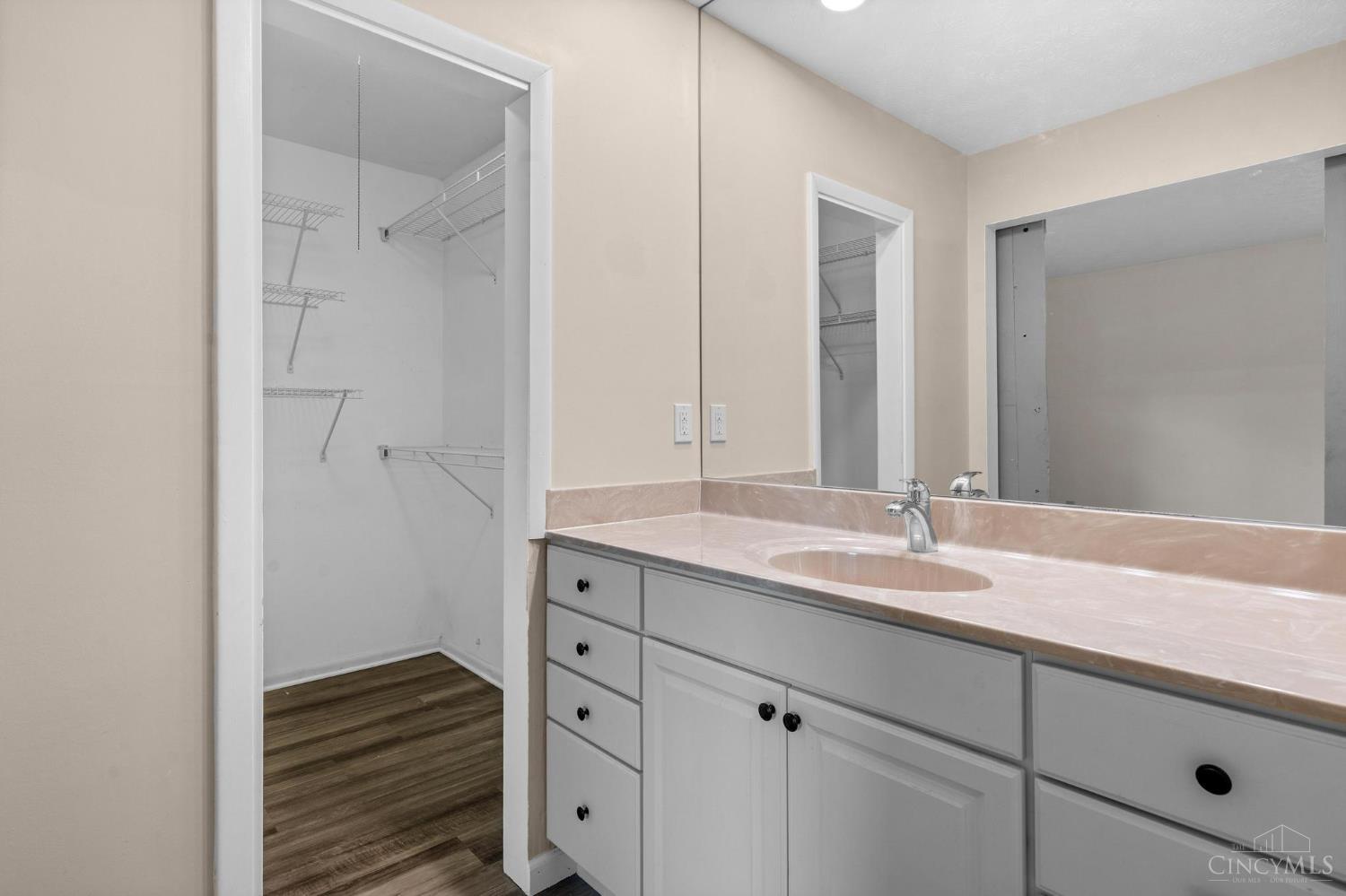9732 Stagecoach Drive Property Photo 39