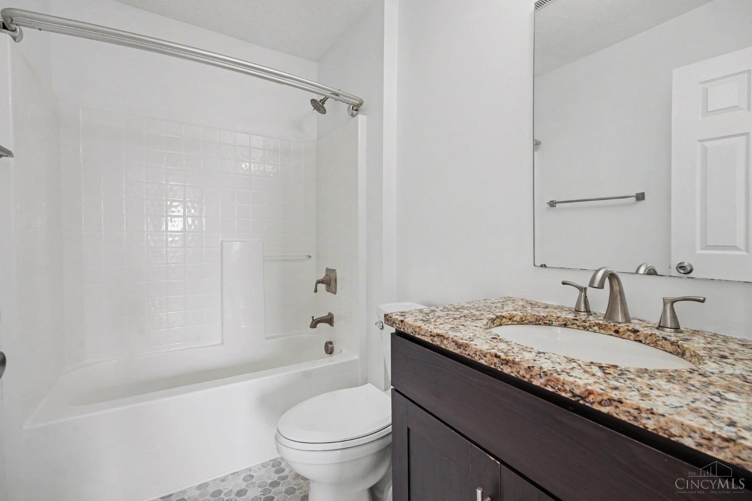 4301 Lighthouse Lane Property Photo 18