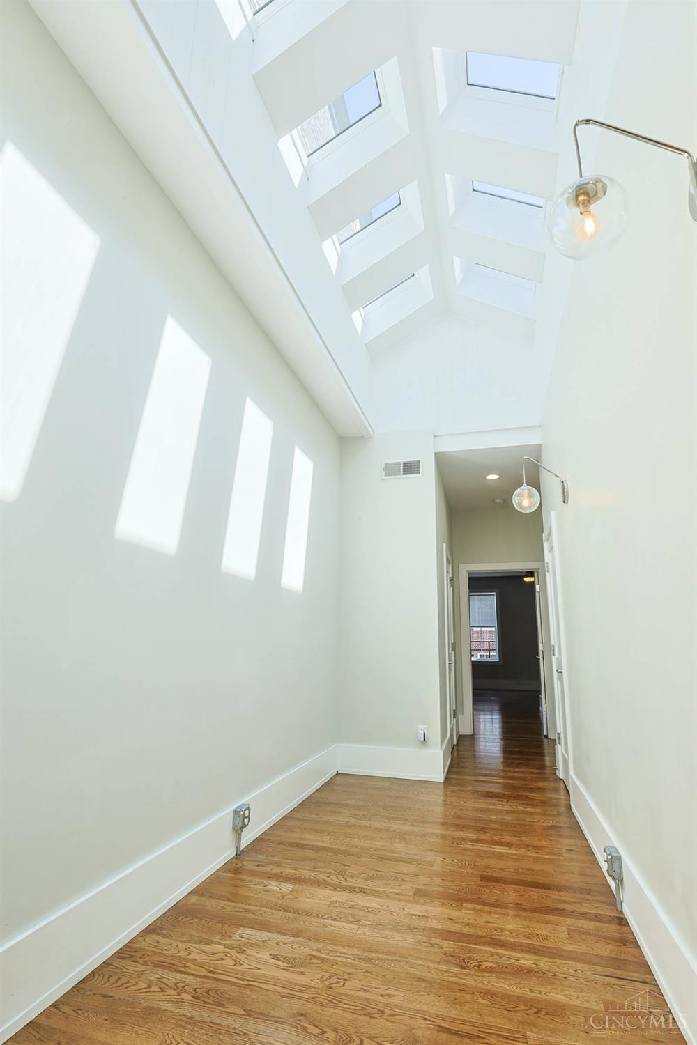 1121 Walnut Street Property Photo 16
