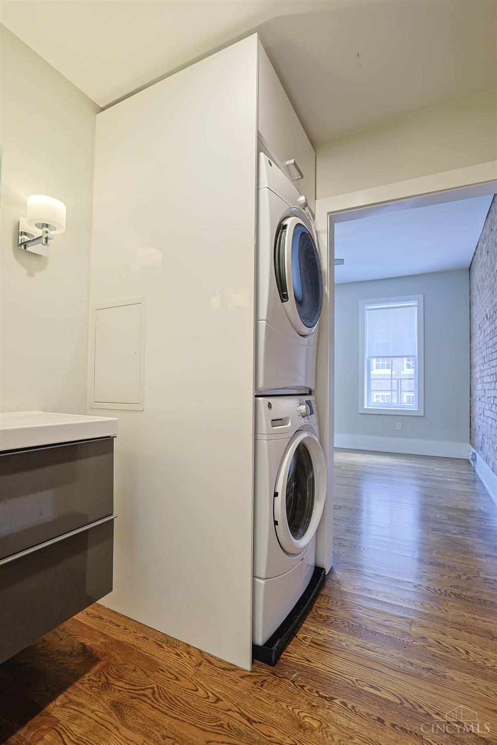 1121 Walnut Street Property Photo 25
