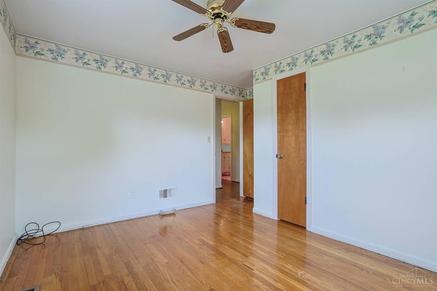 5256 Rybolt Road Property Photo 15