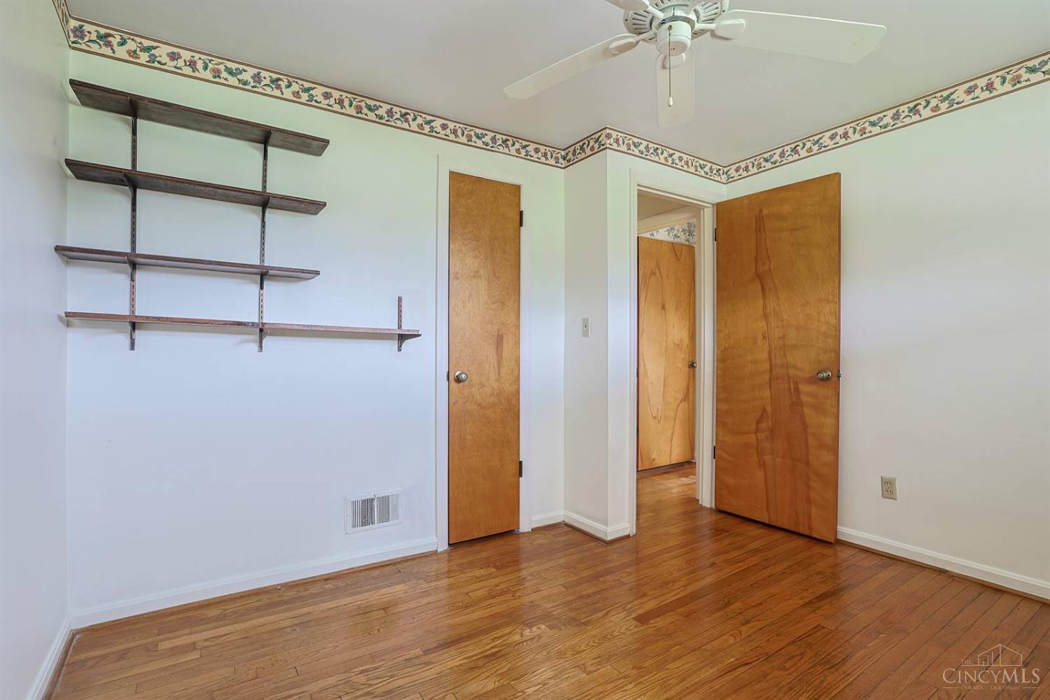 5256 Rybolt Road Property Photo 17