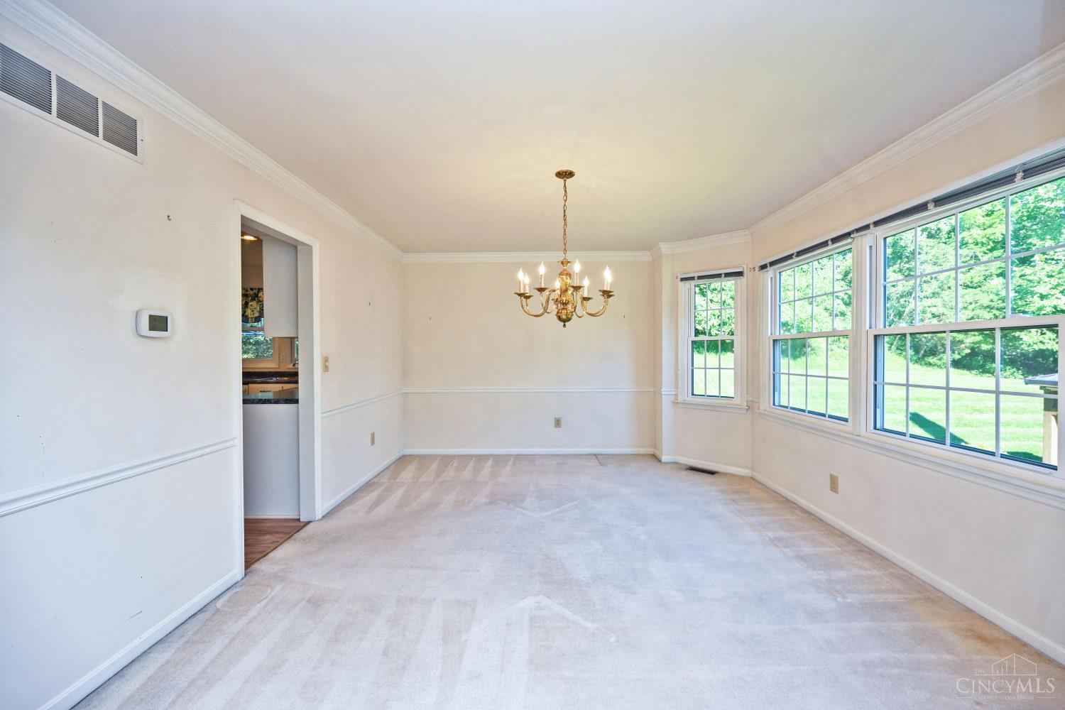 6889 Maddux Drive Property Photo 11