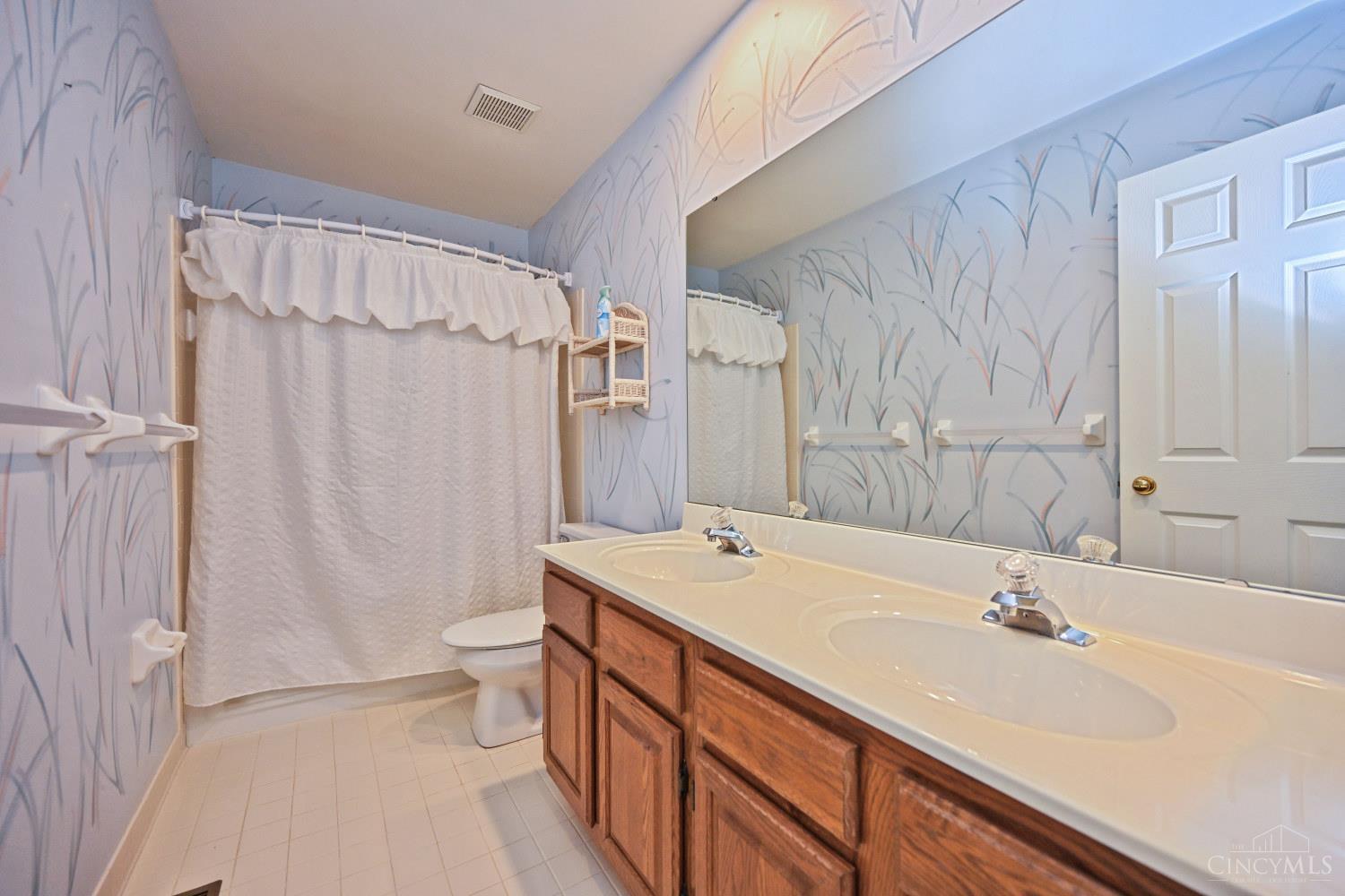 6889 Maddux Drive Property Photo 42
