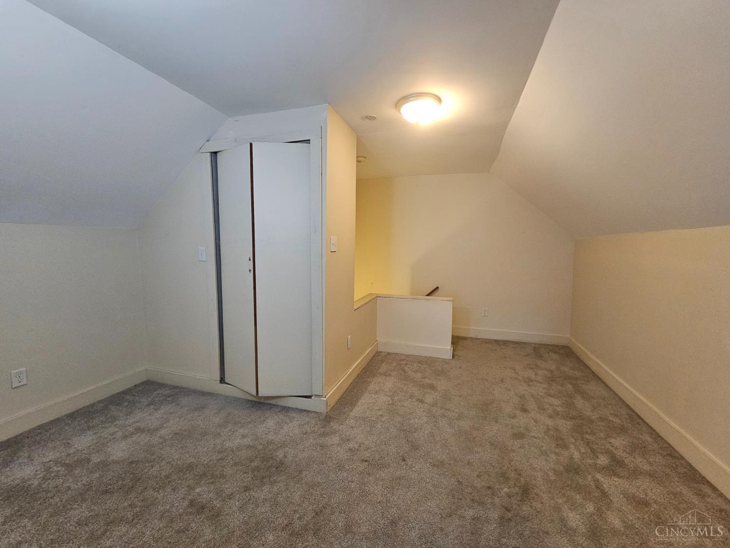 3511 Glenmore Avenue Property Photo 26