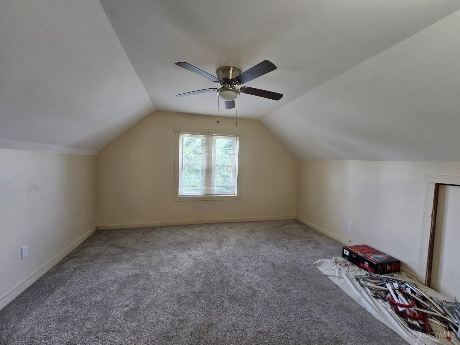 3511 Glenmore Avenue Property Photo 27
