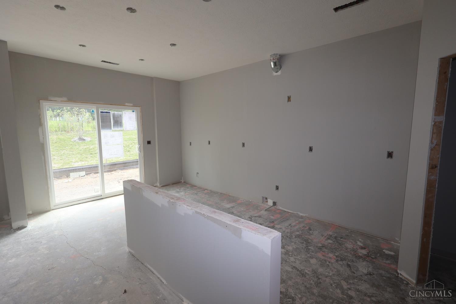 7232 Grandpoint Drive Property Photo 13