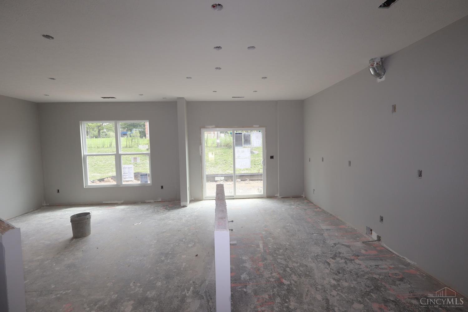 7232 Grandpoint Drive Property Photo 14