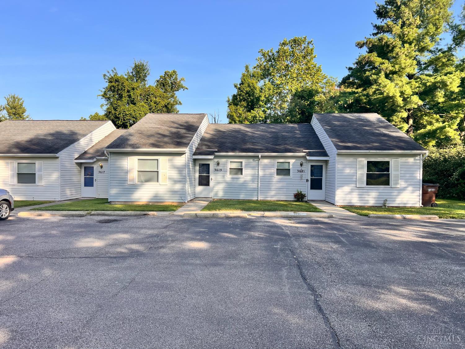 3607 Parfore Court Property Photo 4