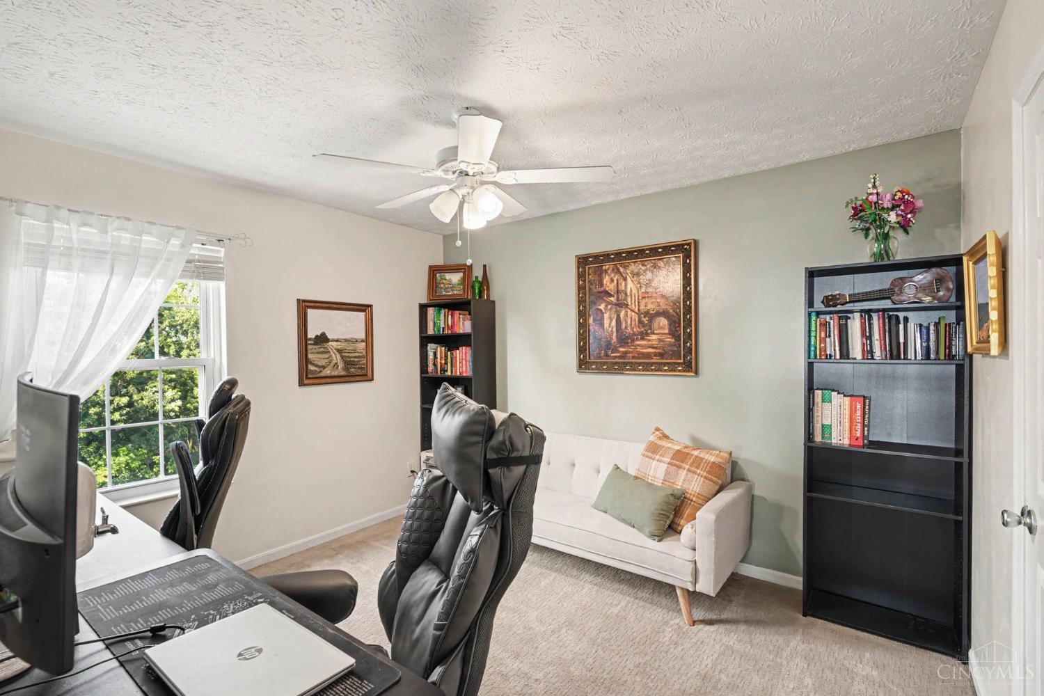 8221 Springleaf Lake Drive Property Photo 17