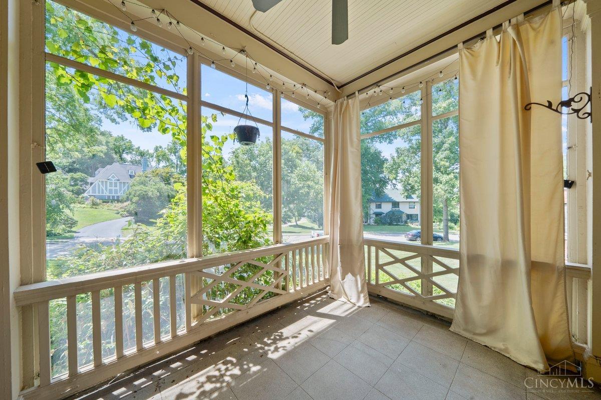3940 Red Bud Avenue Property Photo 10