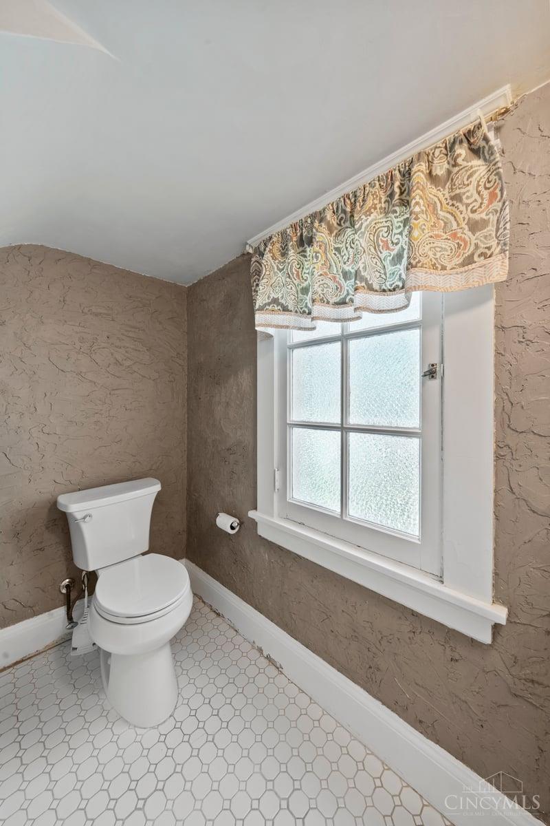 3940 Red Bud Avenue Property Photo 25