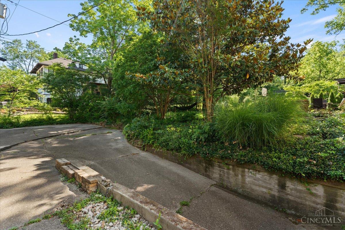 3940 Red Bud Avenue Property Photo 72