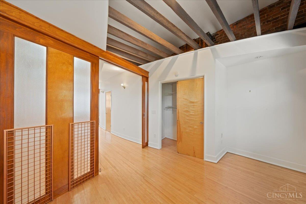 1122 Race Street Property Photo 25