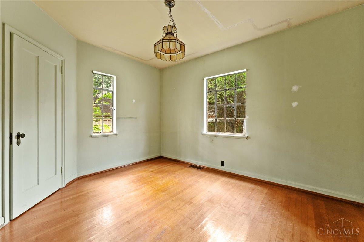 615 Myrtle Avenue Property Photo 9