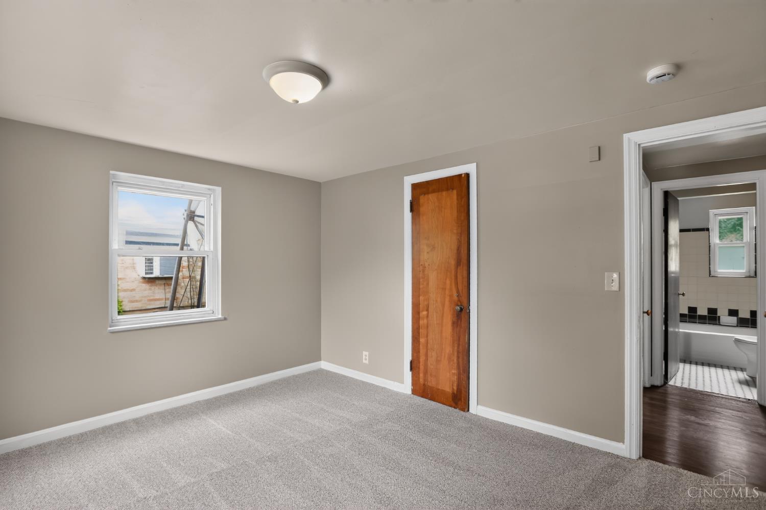 8243 Daly Road Property Photo 17