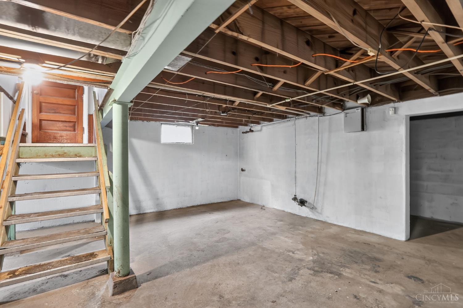 8243 Daly Road Property Photo 28