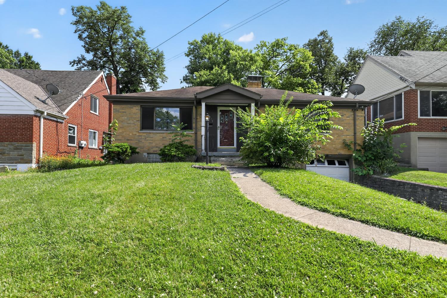 5227 Highview Drive Property Photo 1
